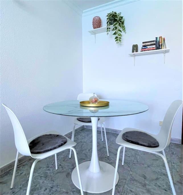 Donana Beach Front Apartment Patalavaca Luaran gambar